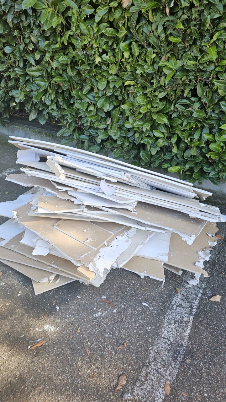 Abbandono di rifiuti: individuate tre persone grazie alle telecamere