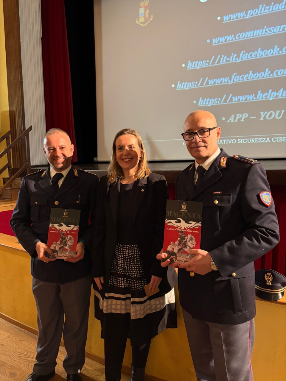 Sicurezza online, studenti delle medie a lezione dalla Polizia postale