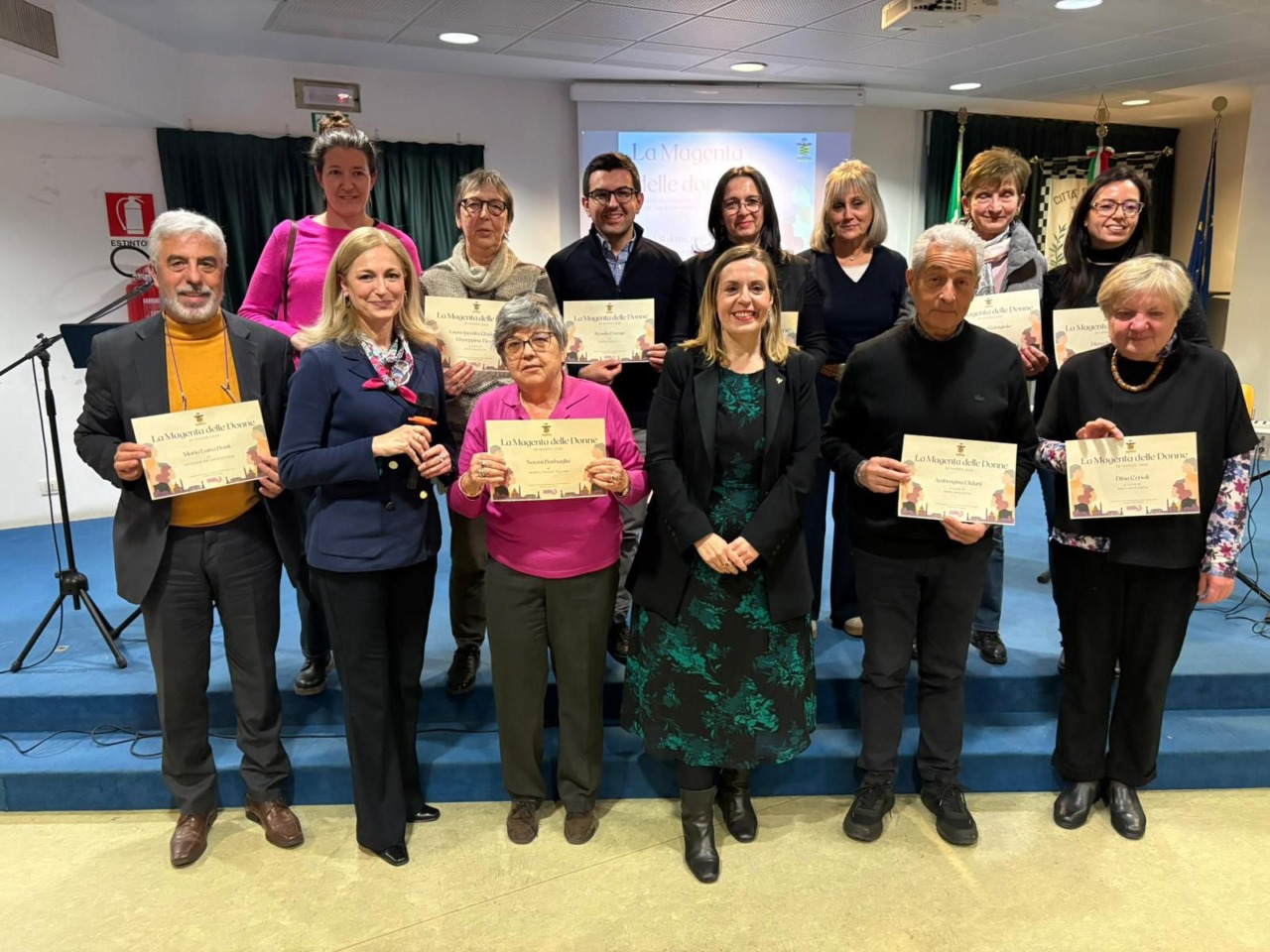 contest la magenta delle donne