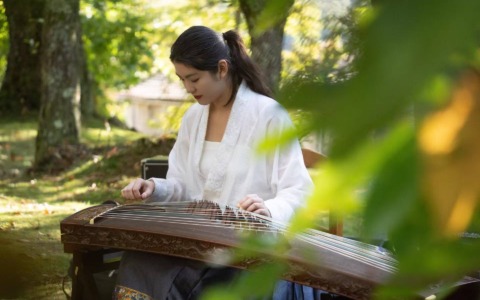 A “Musica fuori dal centro” risuonano gli antichi strumenti