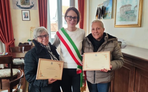 Riconoscimento civico alle due volontarie che hanno salvato un uomo