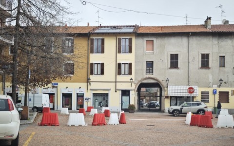 Piazzetta Dugnani, 252 le firme per la petizione