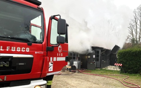 In fiamme l’Osteria 4 Leoni di Castellazzo