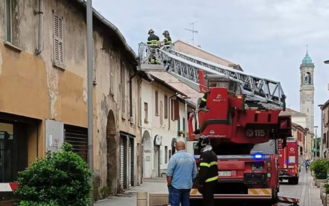 Tutto pronto per la demolizione del vecchio caseggiato in centro