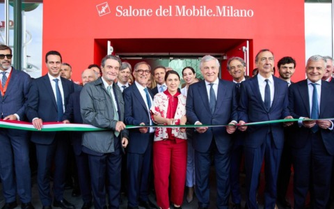 Taglio del nastro per la 64esima edizione del Salone del Mobile