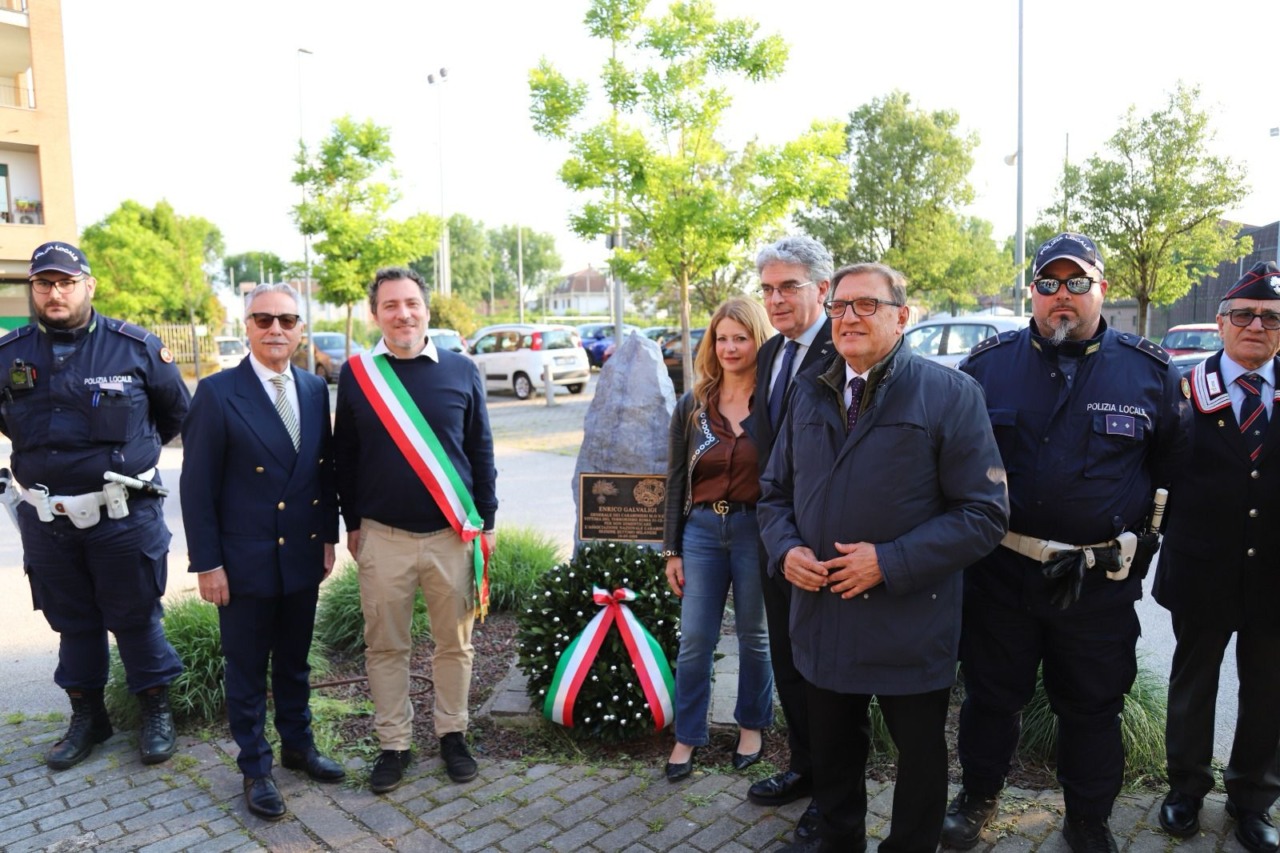 La fanfara dei Carabinieri a Settimo per Galvaligi
