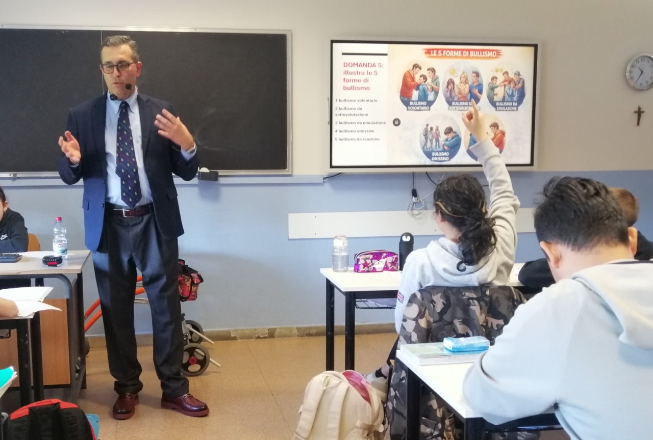 La scuola media Sant’Ambrogio riconosciuta come istituto più sicuro della Lombardia