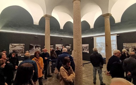 «A pèrdi al padrón ma no al pardón», la mostra fotografica con gli scatti dell’Archivio Saracchi