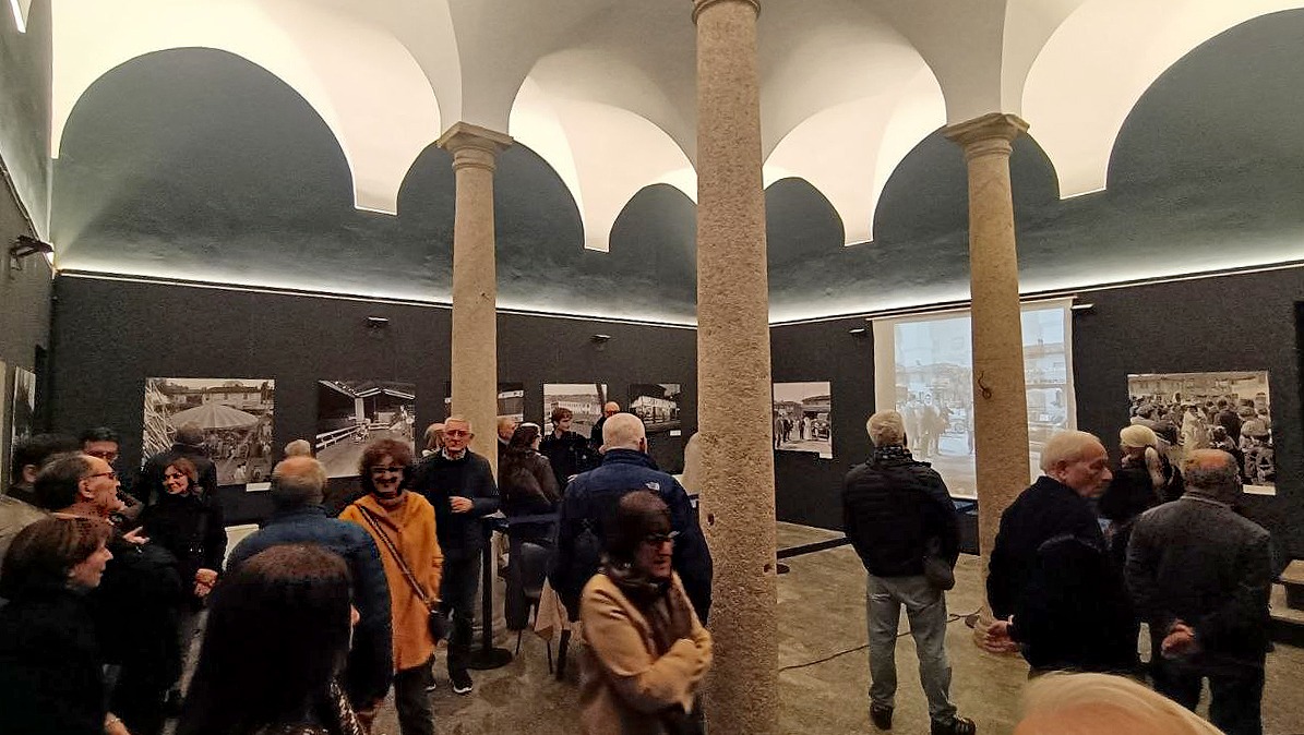 «A pèrdi al padrón ma no al pardón», la mostra fotografica con gli scatti dell’Archivio Saracchi