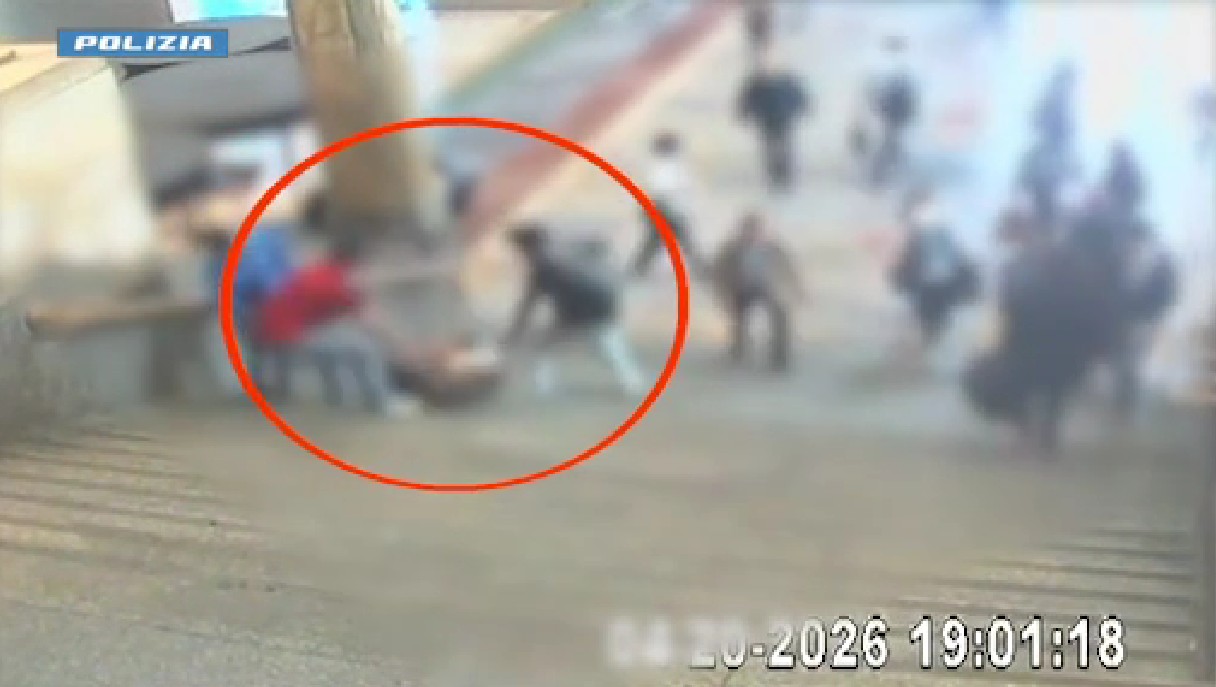 Rapina in Stazione Centrale, due arresti