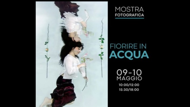 “Fiorire in acqua”: la femminilità senza gravità negli scatti di Chinello