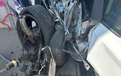 Schianto nel sottopasso: morto un 68enne