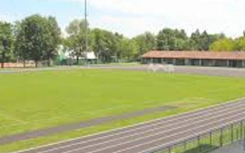 Un nuovo campo da calcio sintetico