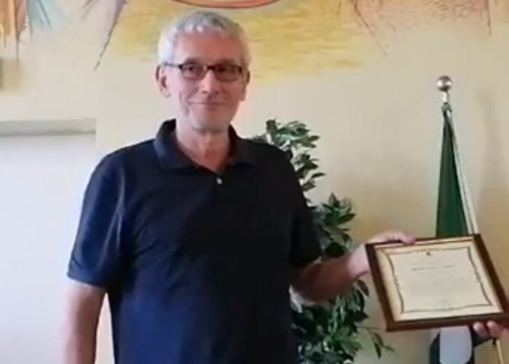 Addio a Carlo Monguzzi, cittadino onorario del paese