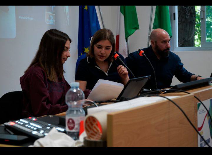 Studenti in collegamento con Kyiv: confronto Italia-Ucraina su guerra e libertà