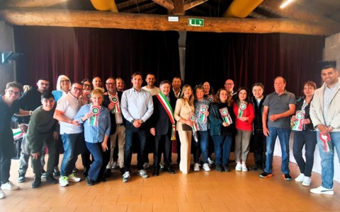 Assago celebra le sue botteghe: volti, storie e identità della comunità