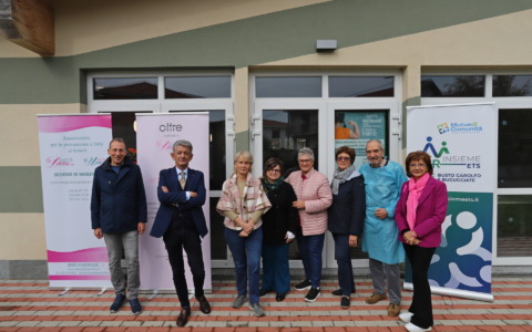 Da Ccr Insieme due lettini ginecologici per Busto Garolfo e Buguggiate