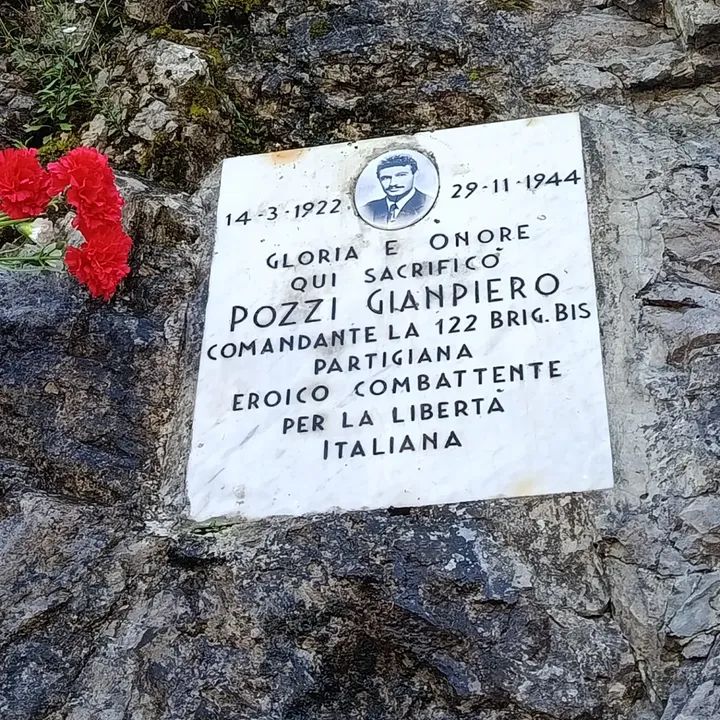 A Lezzeno per rendere omaggio ai partigiani vittuonesi Restelli e Pozzi