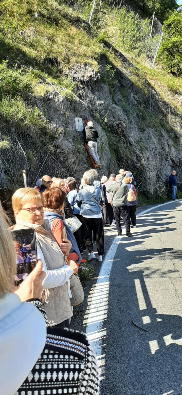 A Lezzeno per rendere omaggio ai partigiani vittuonesi Restelli e Pozzi