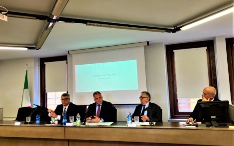 Novità RT/POS se ne parla con Confcommercio Alto Magentino e il senatore Garavaglia