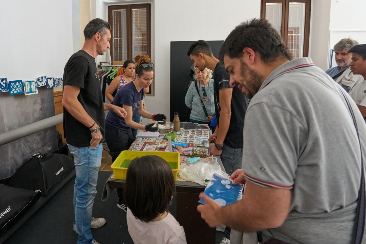 Inver1 Photo Fest chiude con il pieno di pubblico e una lezione di fotografia sul mondo