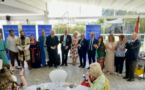 Il Ballo delle Rose di Dame e Cavalieri