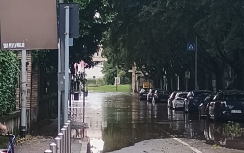 Maltempo, si torna alla normalità: riaprono i cimiteri, resta chiuso il Parco Castello