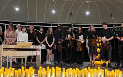 “Musica a lume di candela”, il debutto conquista il pubblico
