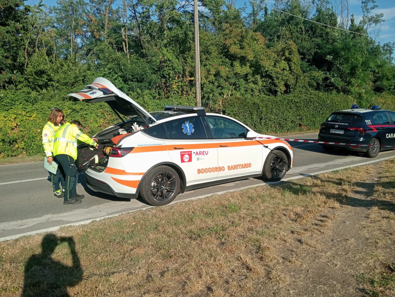 Si tuffa nel Villoresi e non riemerge: morto un 25enne