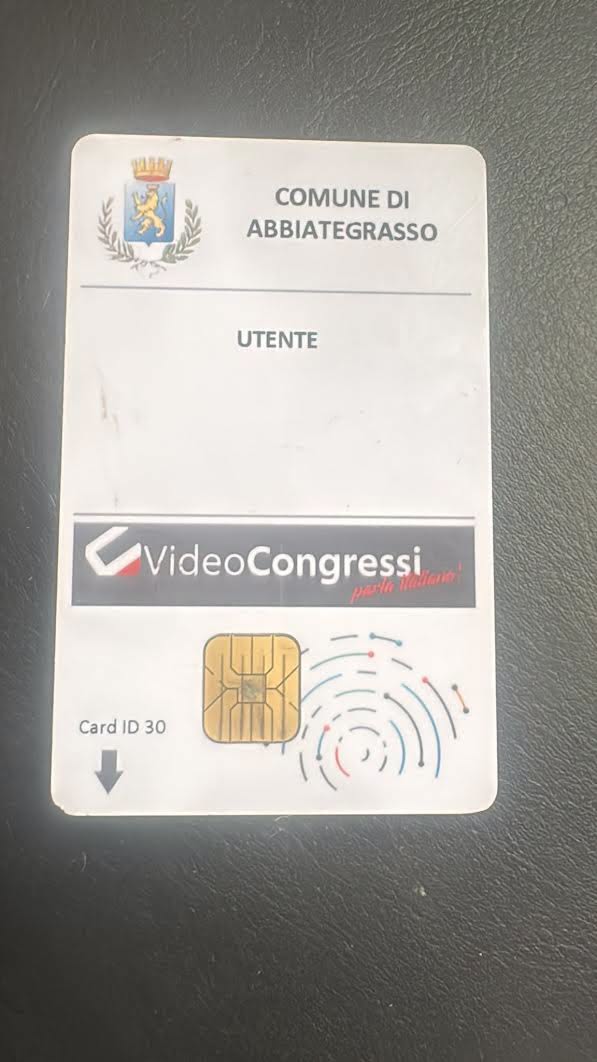 Comunicazione urgente: furto di tessere istituzionali in Comune