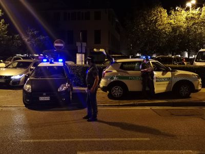 Avevano appena commesso una rapina, due minorenni arrestati durante i controlli a Rho e Pero