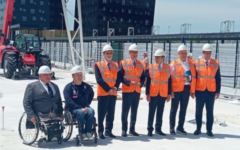Milano ha una nuova casa del ghiaccio, posato il primo pilone della Ice Arena
