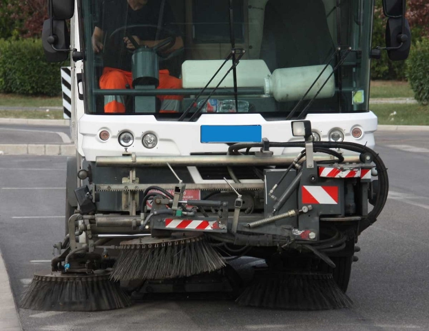 Lavaggio strade ad Arese, sanzioni sospese dal 7 al 31 agosto