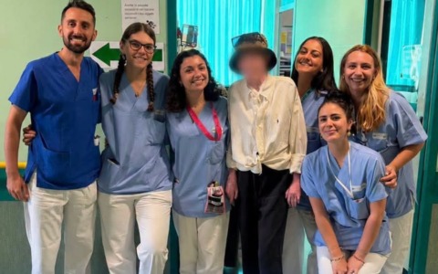 Francesca torna a casa dopo 224 giorni di cure: era nell’inferno di Crans-Montana
