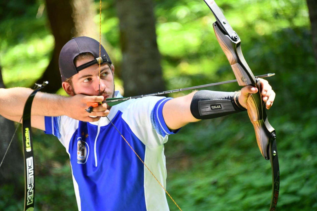 Alessandro Ganini, 16 anni, sette volte campione italiano di tiro con l’arco