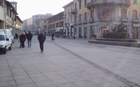 Piazza Liberazione a Magenta si rifà il look: prevista la depavimentazione