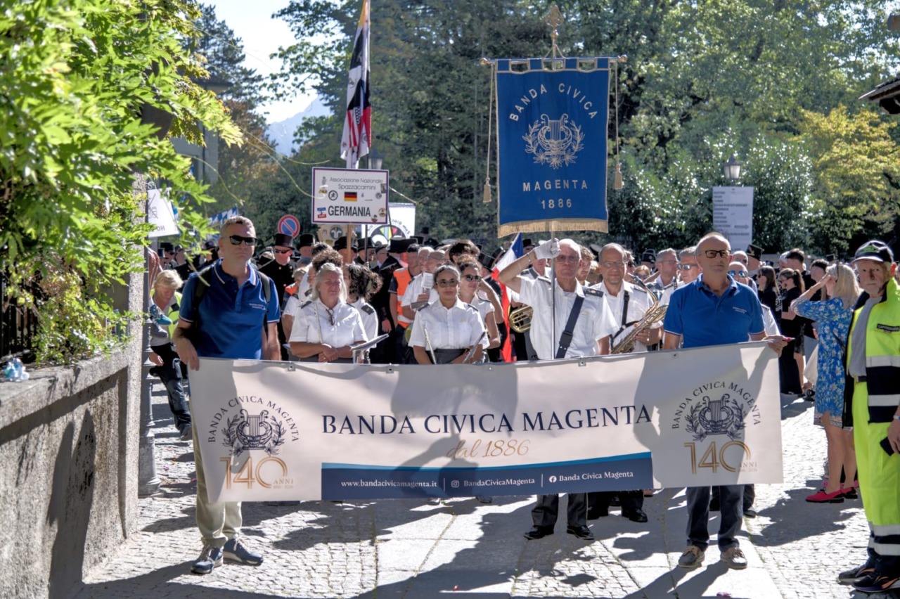 Quattro bande in sfilata per i 140 anni della Banda Civica
