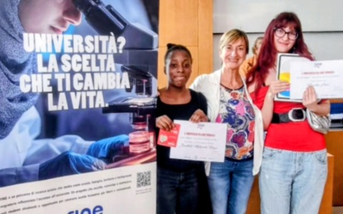 Due studentesse del Bernocchi premiate al contest “La tua voce conta”