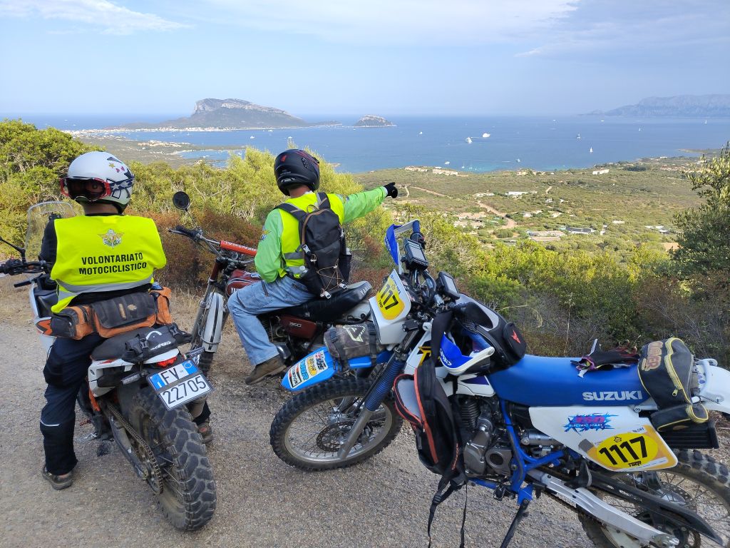 Tre centauri magentini in Sardegna per prevenire gli incendi