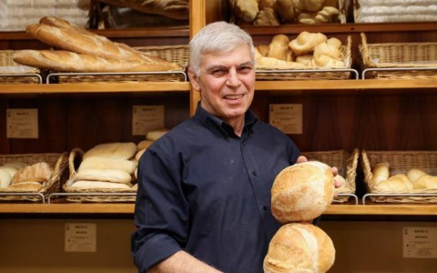 Pane più caro, fino a 2 euro al kg: l’allarme dei panificatori milanesi