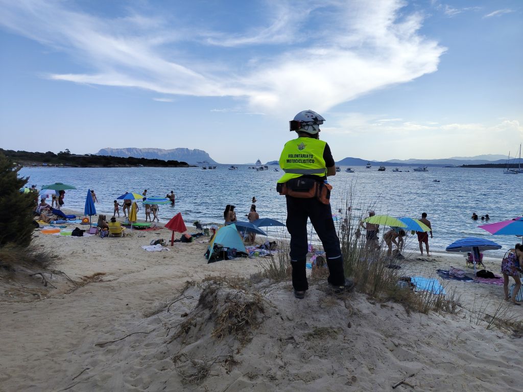 Tre centauri magentini in Sardegna per prevenire gli incendi