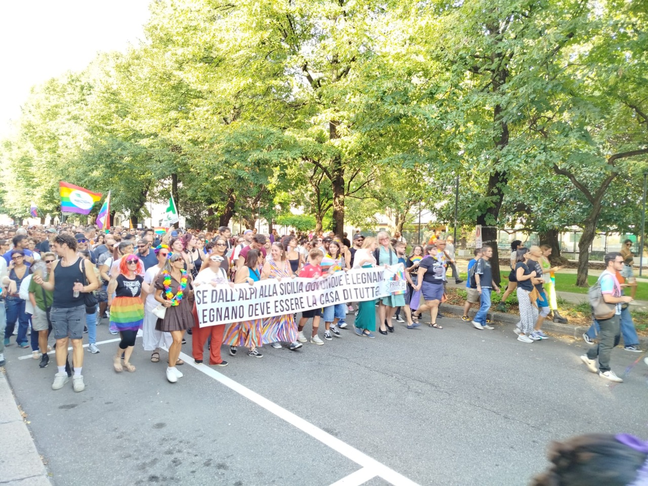 «Legnano casa di tutti»: il Pride porta in piazza 3mila persone