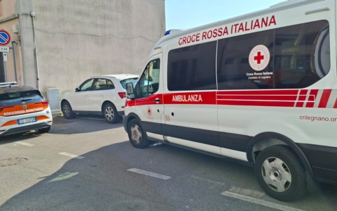 Brutta caduta dalla bici, paura per un 29enne: arriva l’elisoccorso