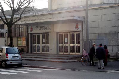 Finiti i lavori, martedì taglio del nastro per la nuova sala rossa
