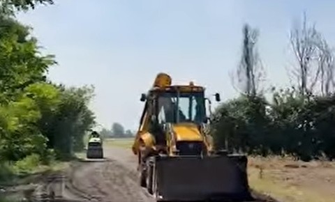 Due strade, due interventi concreti per il paese