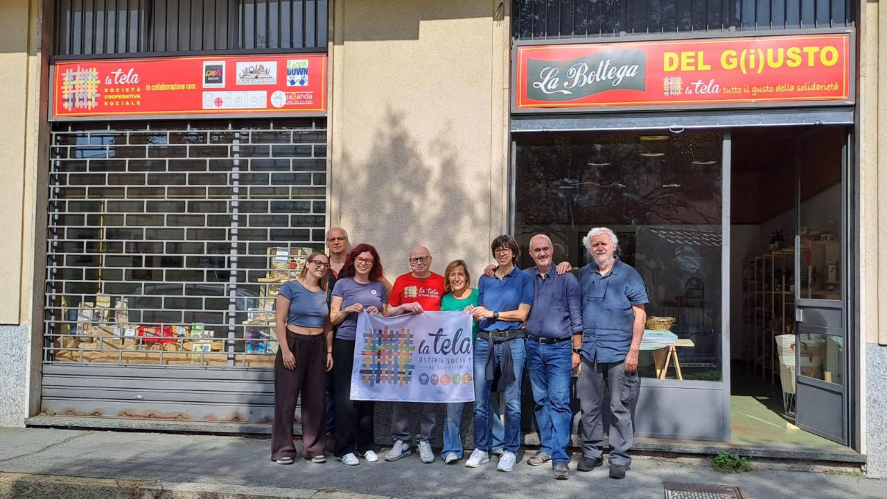 Taglio del nastro a Rescaldina per la “Bottega del G(i)usto”