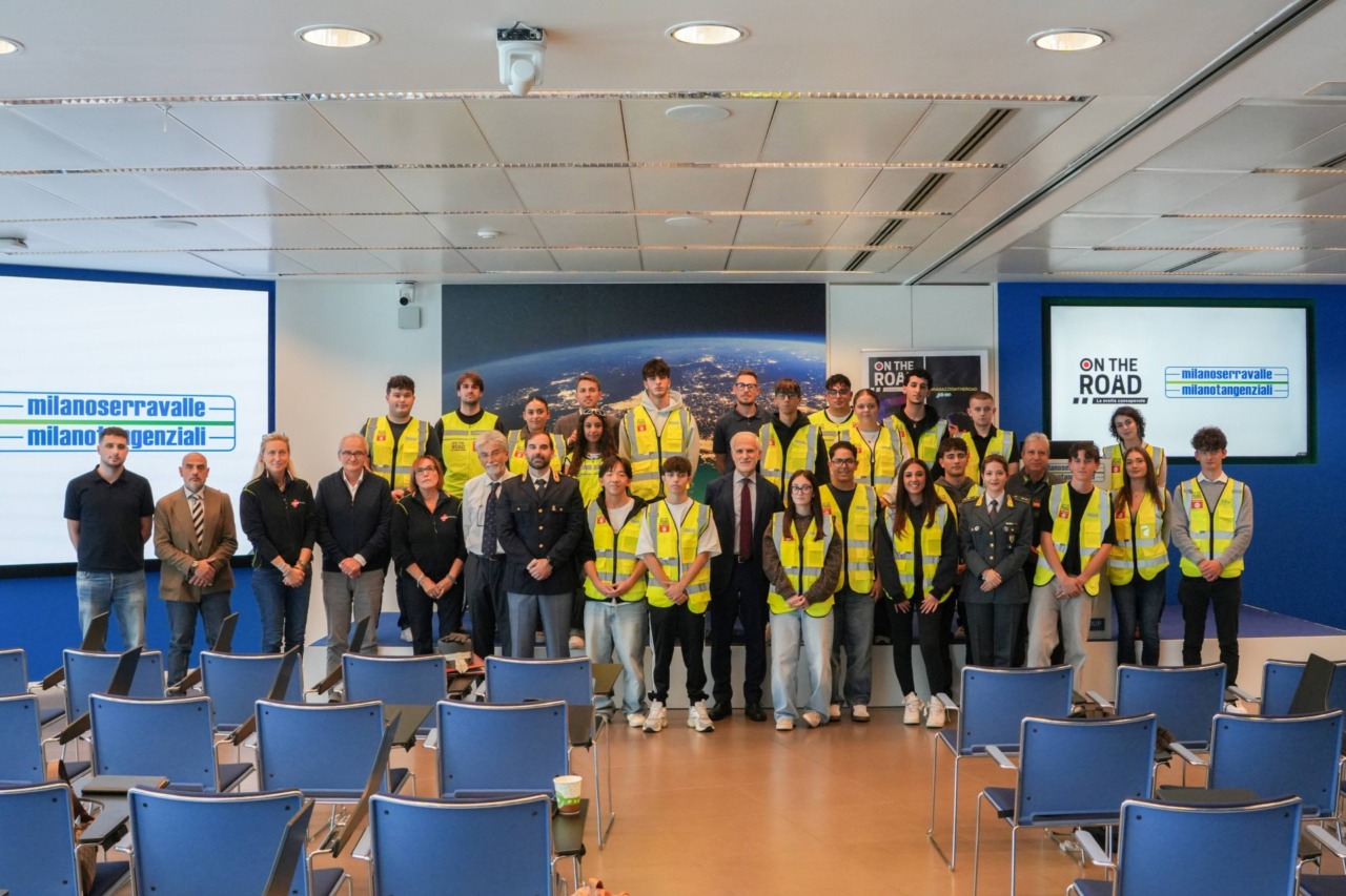 Sicurezza stradale, i ragazzi di “On the Road” in campo con polizia e soccorritori