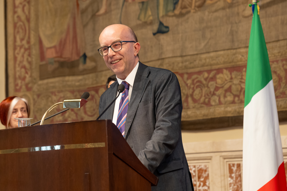 Giorgio Almasio premiato a Montecitorio per il Festival Donne In•Canto