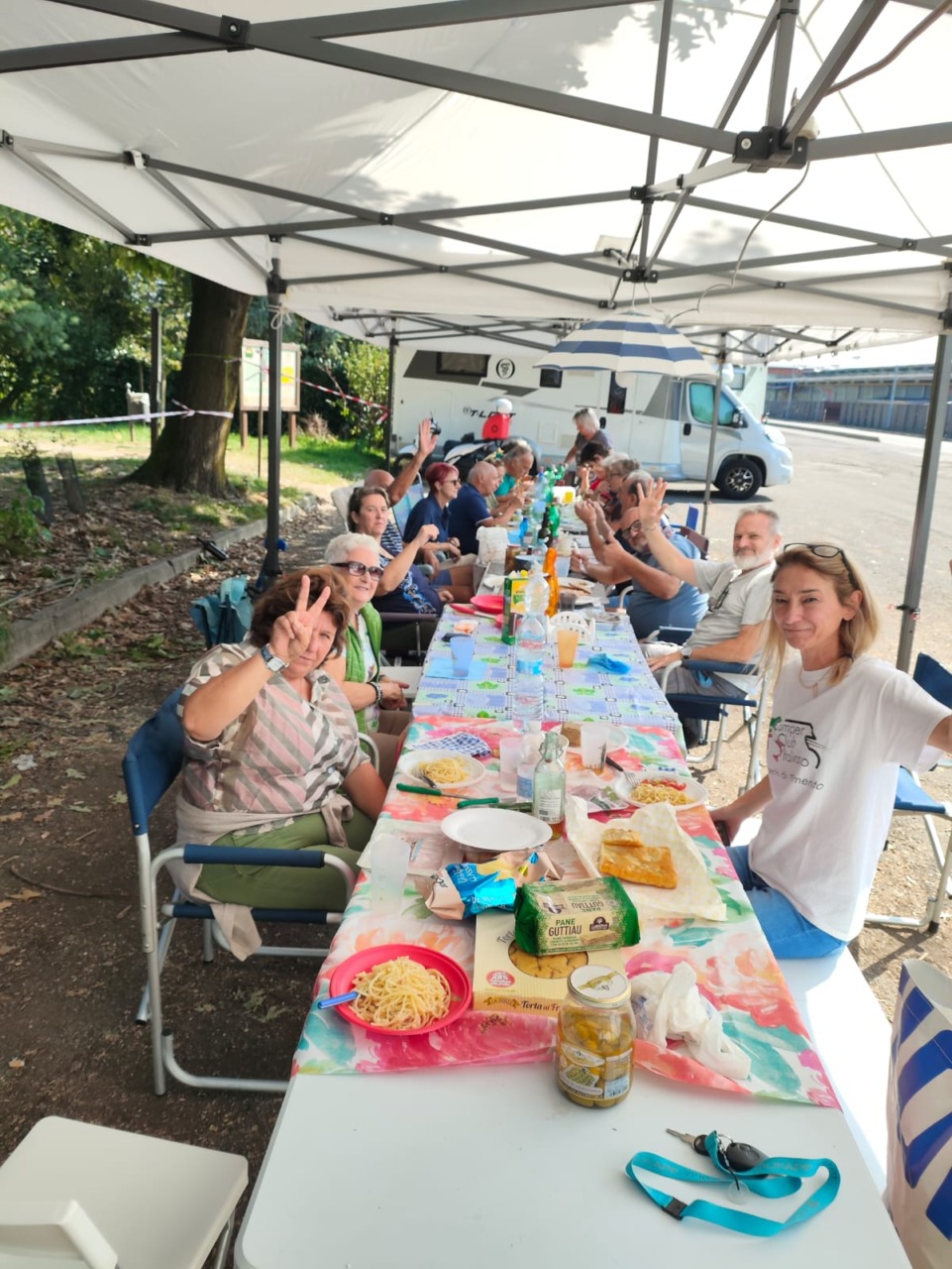 Camperisti a spasso per la città: successo per il raduno tra visite naturalistiche e culturali