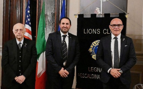 Il Lions club Legnano Rescaldina Sempione consegna i riconoscimenti
